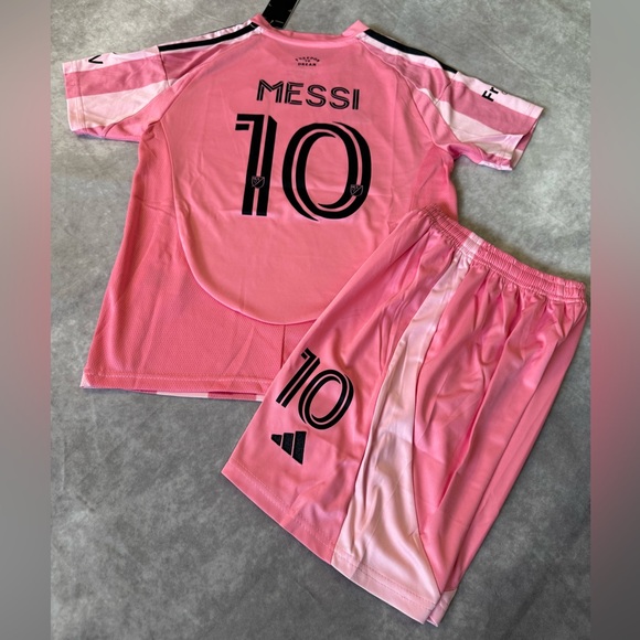 Inter Miami 10 Messi set for Kids - Picture 6 of 7